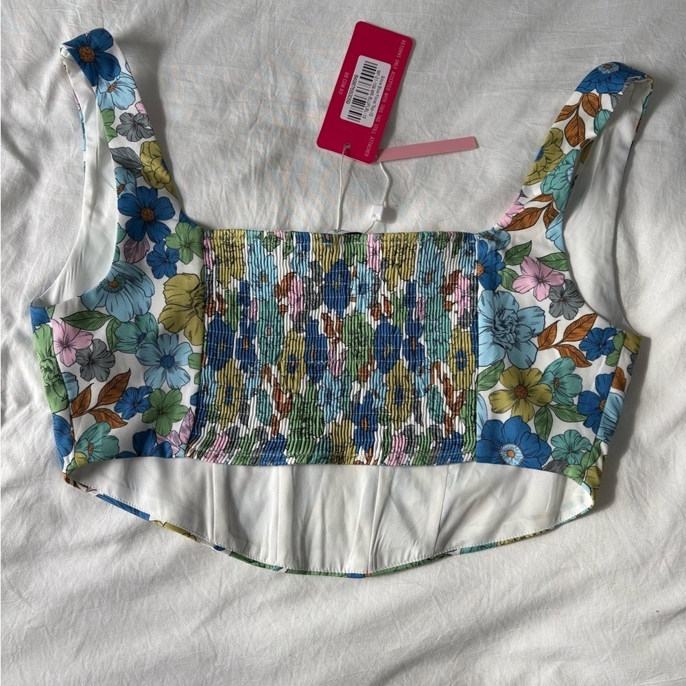 NWT Beginning Boutique size 10 Sylvie blue floral crop top - Picture 3 of 7